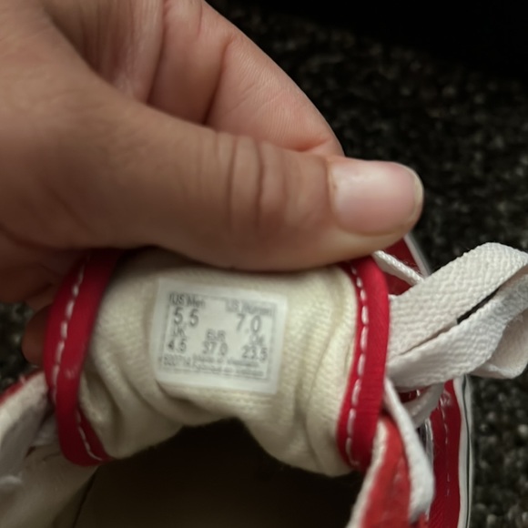 Red VANS - Picture 3 of 3